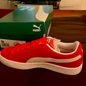 Brand new red Puma’s